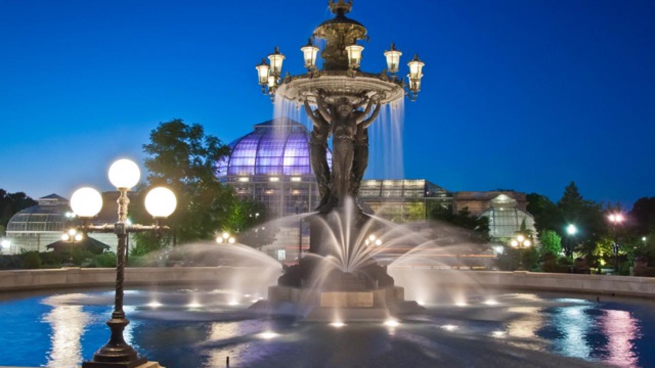 Bartholdi Fountain (Fountain of Light and Water) | United States Botanic  Garden, image size:1280x720